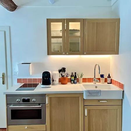 Daire De La Rue Vial