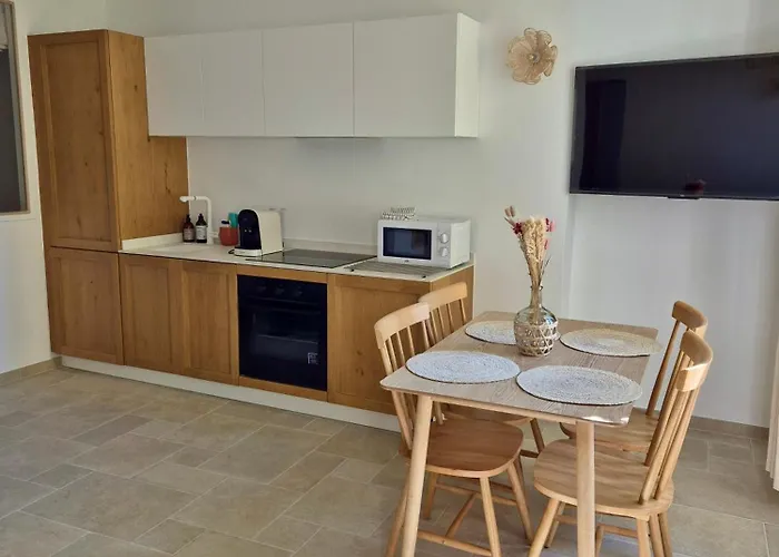 De La Rue Vial * Antibes